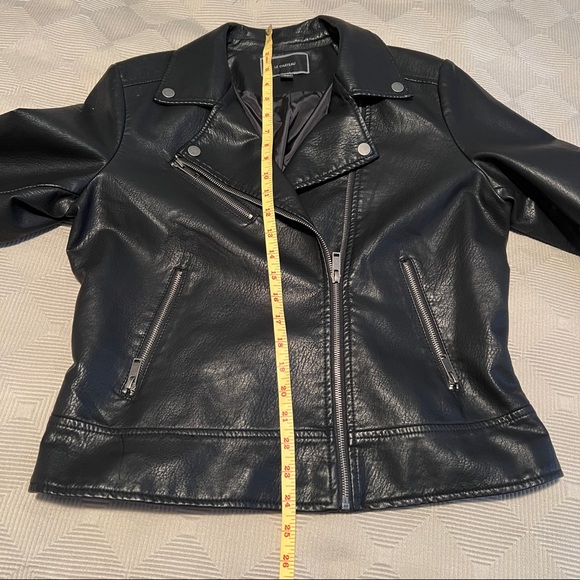 Vegan leather “biker” jacket - Le Chateau - Picture 6 of 6